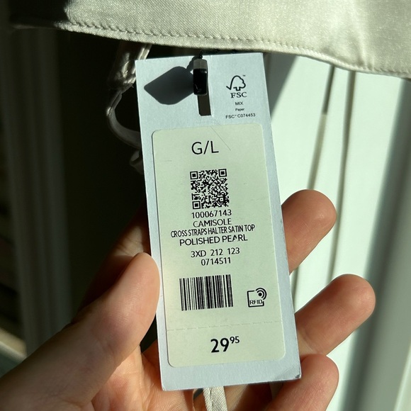 NEW dynamite champagne pink satin halter top open back - Picture 3 of 9